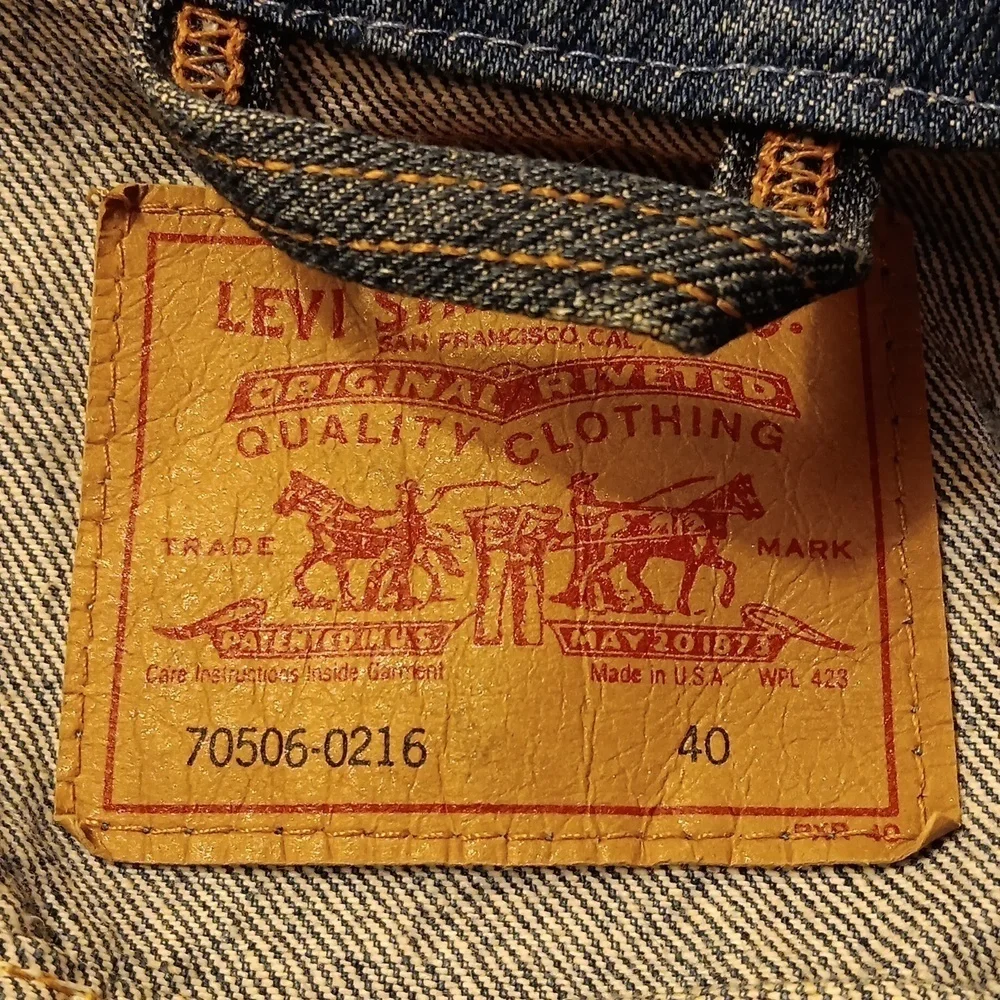 Vintage 1990s Y2K Levi's denim jean jacket sz 40 - Picture 5 of 6